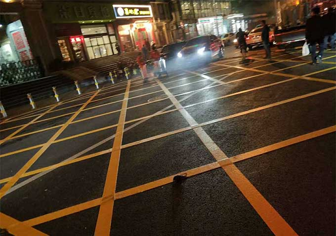 哈爾濱消防網格線劃線施工