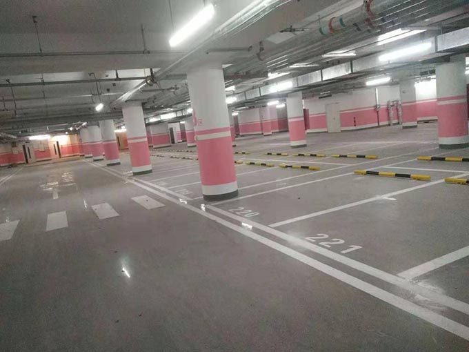 哈爾濱停車(chē)場(chǎng)劃線 車(chē)位劃線專(zhuān)業(yè)施工