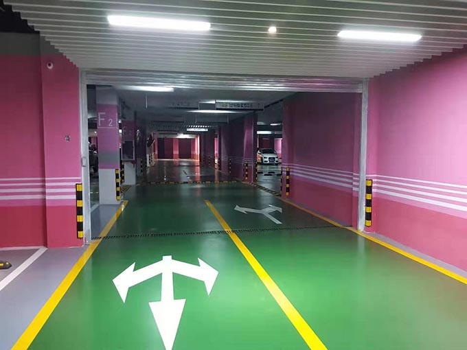 哈爾濱生活小區(qū)劃線地庫(kù)車(chē)位