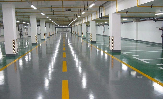 哈爾濱禁停網(wǎng)格劃線 車位劃線