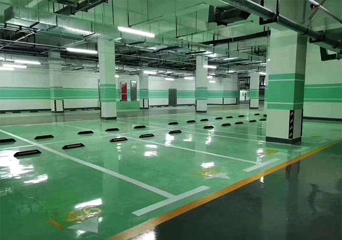 哈爾濱小區停車位劃線施工